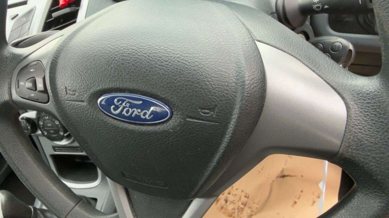 2010 FORD FIESTA 2010 FORD FIESTA