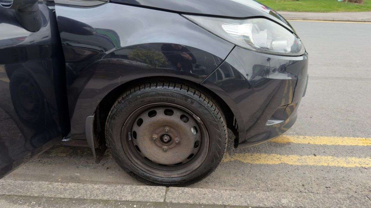 2010 FORD FIESTA 2010 FORD FIESTA