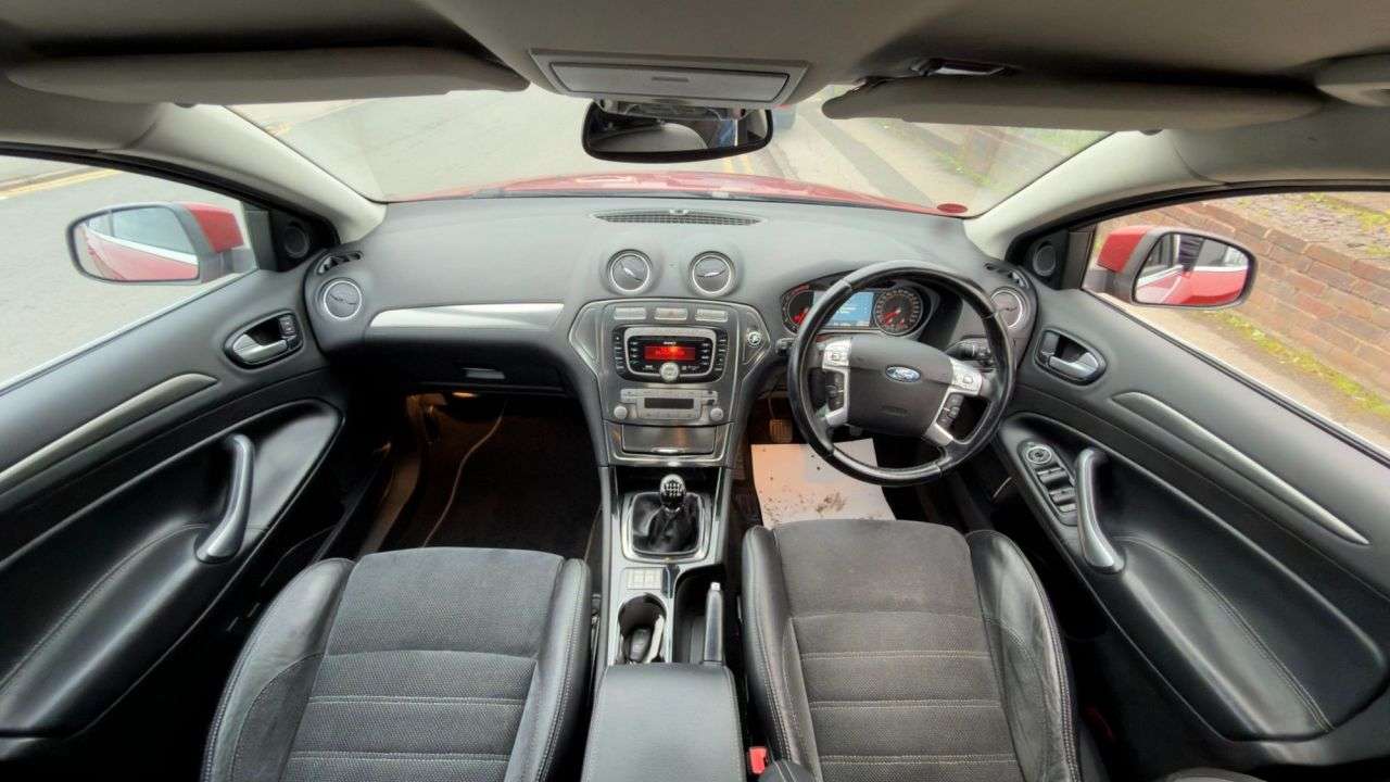 A 2009 FORD MONDEO 2.0 TDCi Titanium X Estate 5dr Diesel Manual (154 g/km, 138 bhp) A 2009 FORD MONDEO 2.0 TDCi Titanium X Estate 5dr Diesel Manual (154 g/km, 138 bhp)