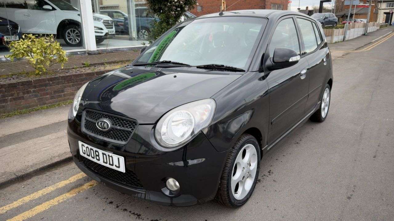 A 2008 KIA PICANTO 1.1 3 Hatchback 5dr Petrol Manual (126 g/km, 64 bhp) A 2008 KIA PICANTO 1.1 3 Hatchback 5dr Petrol Manual (126 g/km, 64 bhp)