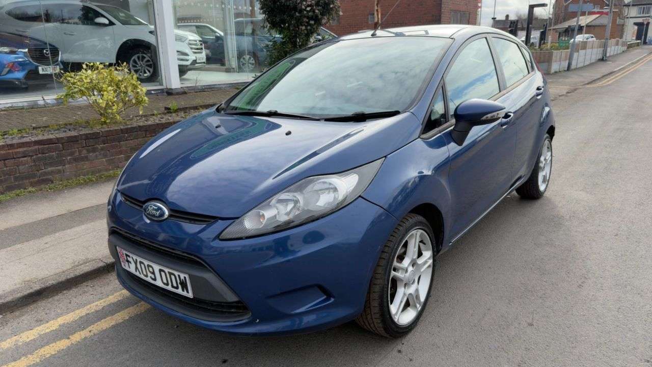 A 2009 FORD FIESTA 1.4 TDCi Style + Hatchback 5dr Diesel Manual (110 g/km, 67 bhp) A 2009 FORD FIESTA 1.4 TDCi Style + Hatchback 5dr Diesel Manual (110 g/km, 67 bhp)