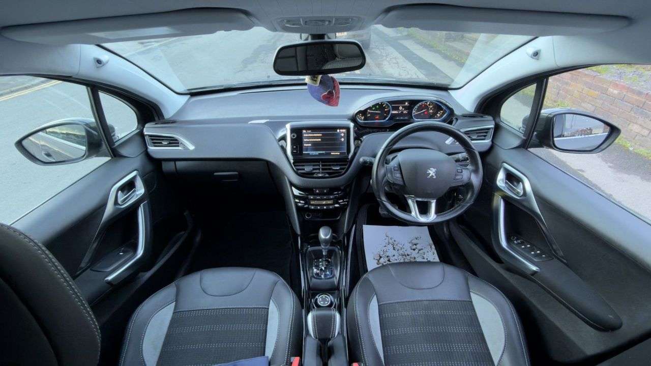 A 2019 PEUGEOT 2008 AUTOMATIC 1.2 PureTech GPF Allure SUV 5dr Petrol EAT Euro 6 (s/s) (110 ps) A 2019 PEUGEOT 2008 AUTOMATIC 1.2 PureTech GPF Allure SUV 5dr Petrol EAT Euro 6 (s/s) (110 ps)