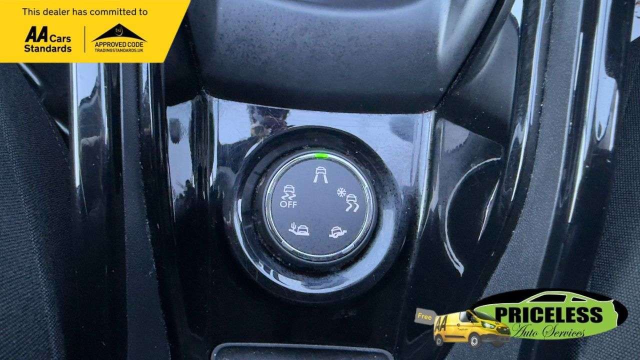 2019 PEUGEOT 2008 2019 PEUGEOT 2008