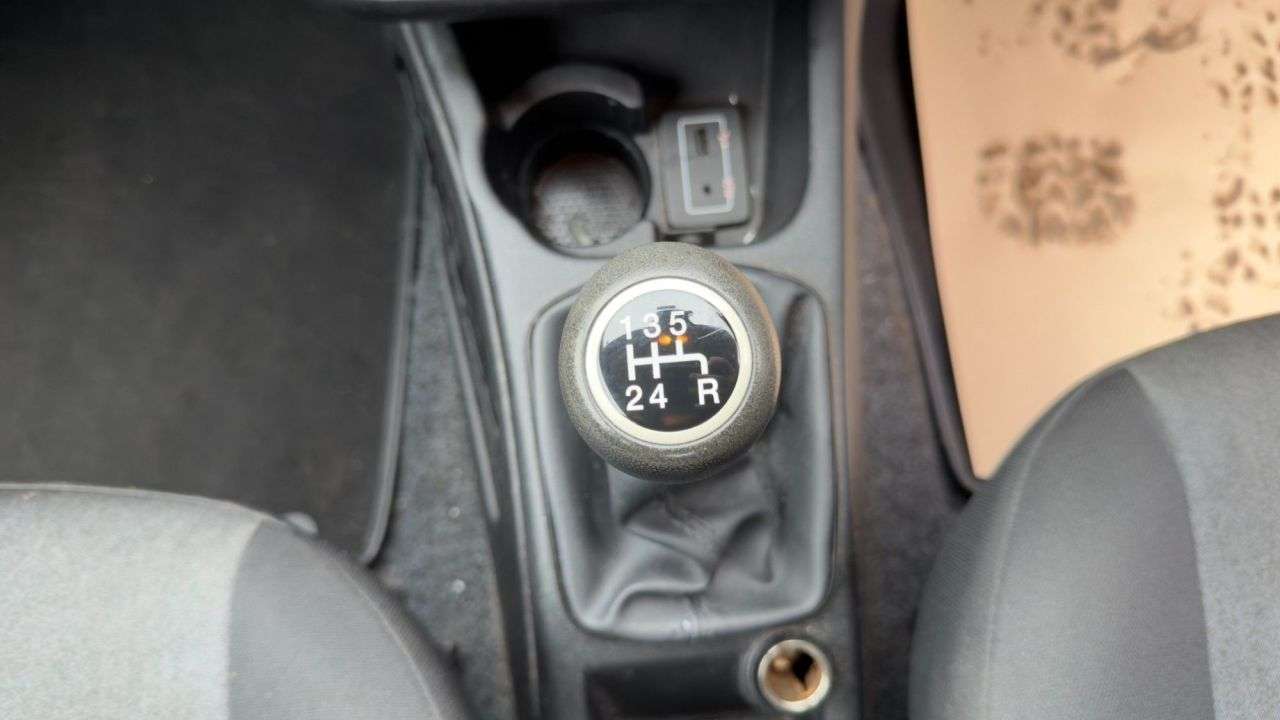 2015 FIAT PUNTO 2015 FIAT PUNTO