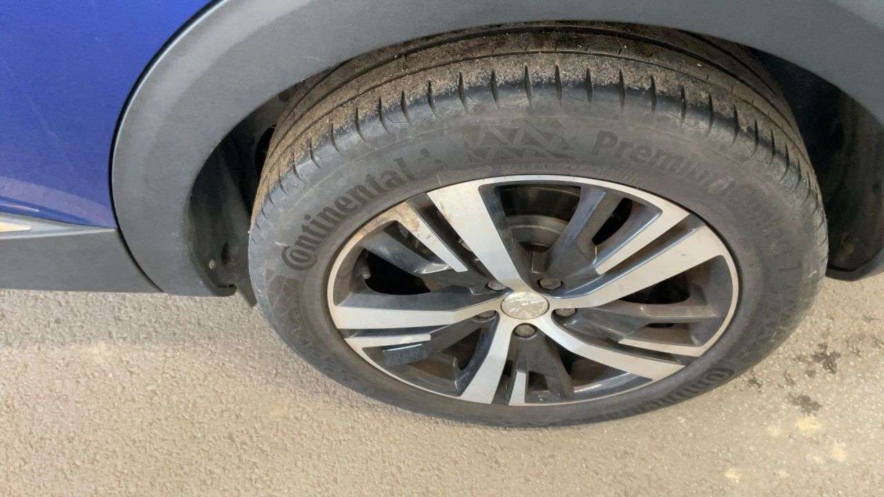 2019 PEUGEOT 3008 2019 PEUGEOT 3008