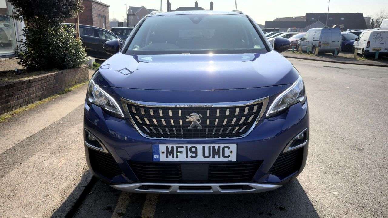 2019 PEUGEOT 3008 2019 PEUGEOT 3008