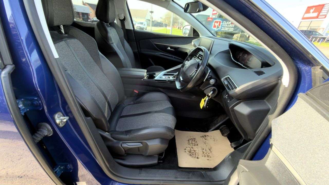 2019 PEUGEOT 3008 2019 PEUGEOT 3008