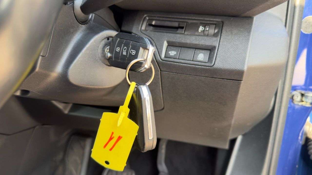 2019 PEUGEOT 3008 2019 PEUGEOT 3008