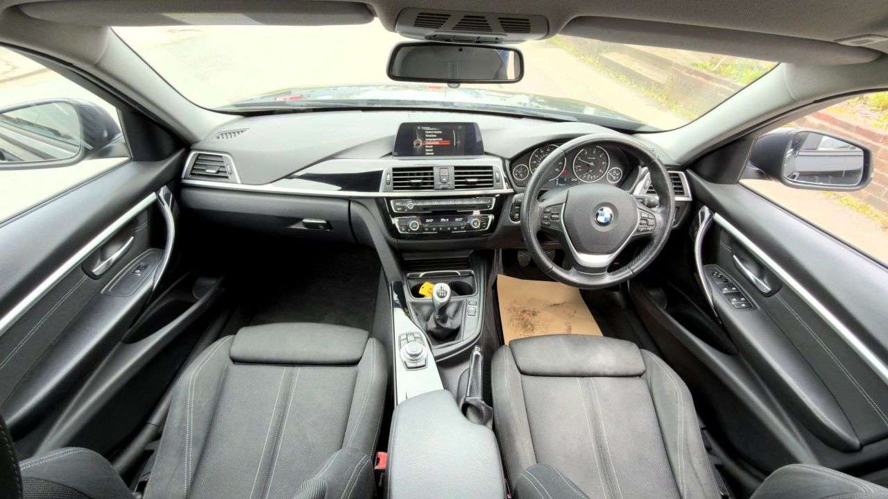 A 2017 BMW 3 SERIES 2.0 316d Sport Saloon 4dr Diesel Manual Euro 6 (s/s) (116 ps) ULEZ (Ultra L A 2017 BMW 3 SERIES 2.0 316d Sport Saloon 4dr Diesel Manual Euro 6 (s/s) (116 ps) ULEZ (Ultra L