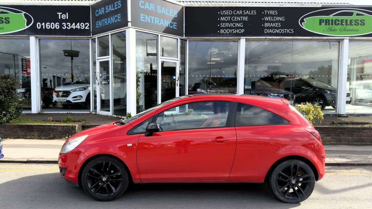 A 2010 VAUXHALL CORSA 1.2i 16v SXi Hatchback 3dr Petrol Manual (124 g/km, 84 bhp) A 2010 VAUXHALL CORSA 1.2i 16v SXi Hatchback 3dr Petrol Manual (124 g/km, 84 bhp)
