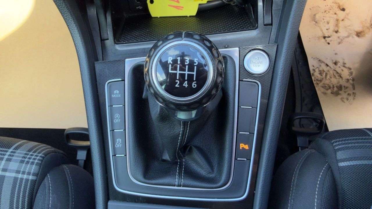 2017 VOLKSWAGEN GOLF 2017 VOLKSWAGEN GOLF