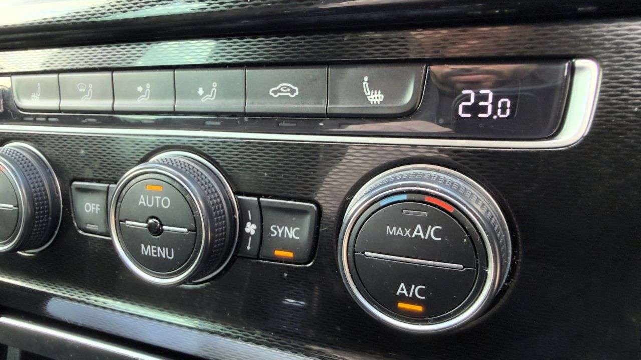 2017 VOLKSWAGEN GOLF 2017 VOLKSWAGEN GOLF