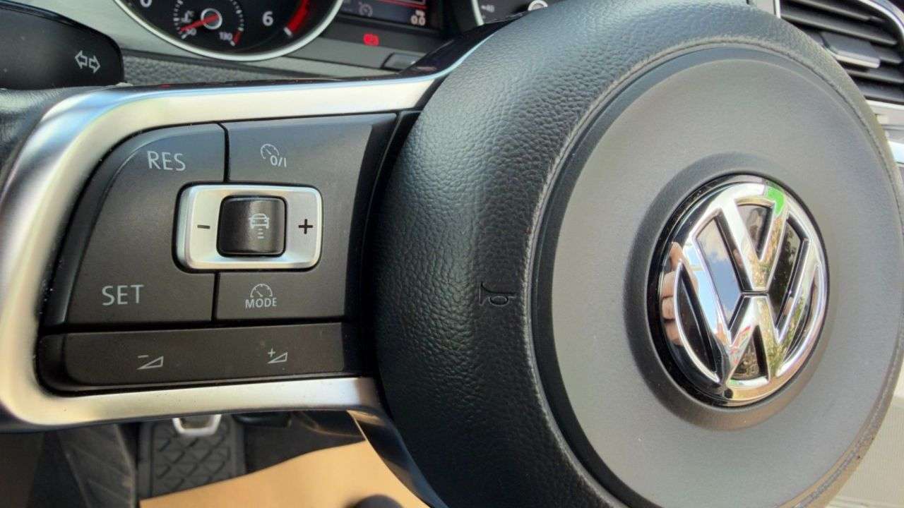 2017 VOLKSWAGEN GOLF 2017 VOLKSWAGEN GOLF