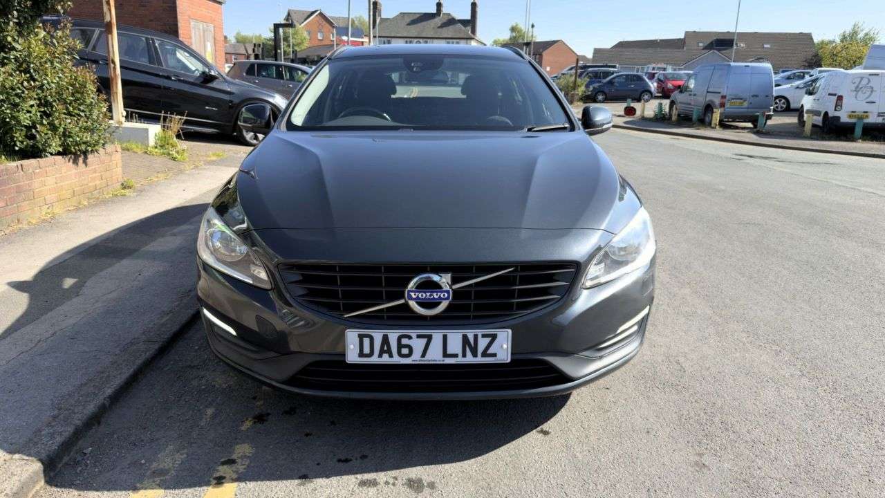2017 VOLVO V60 2017 VOLVO V60