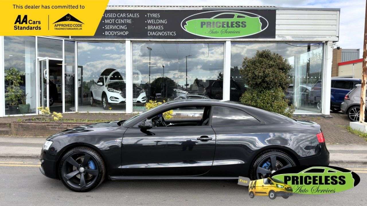 A 2013 AUDI A5 AUTOMATIC 2.0 TFSI Black Edition Coupe 2dr Petrol S Tronic quattro Euro 6 ( A 2013 AUDI A5 AUTOMATIC 2.0 TFSI Black Edition Coupe 2dr Petrol S Tronic quattro Euro 6 (