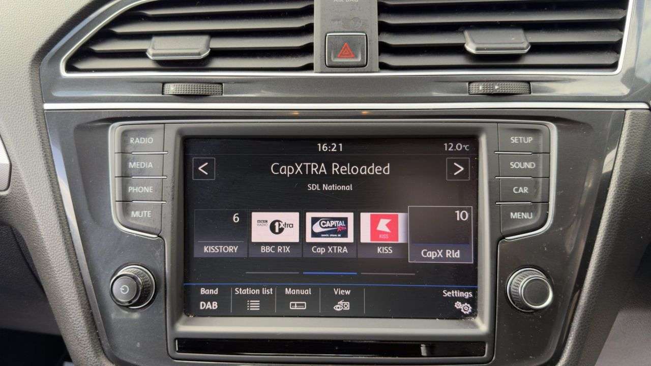 2017 VOLKSWAGEN TIGUAN 2017 VOLKSWAGEN TIGUAN