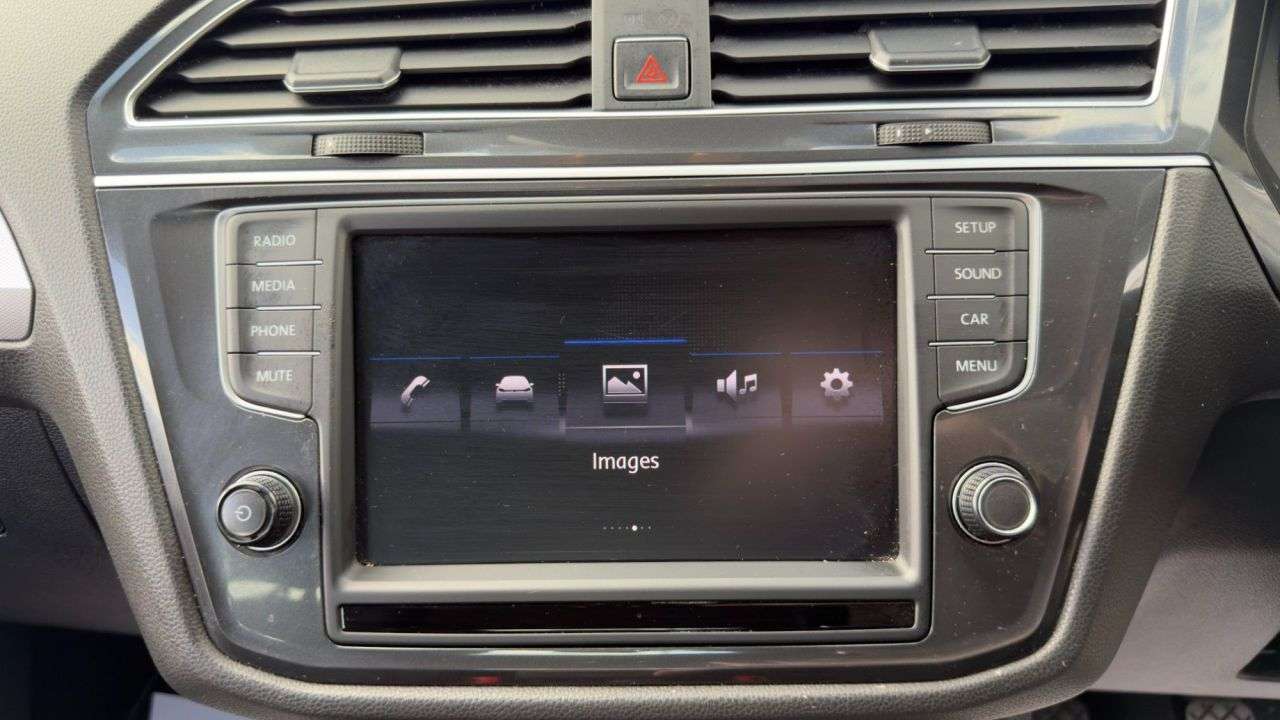 2017 VOLKSWAGEN TIGUAN 2017 VOLKSWAGEN TIGUAN