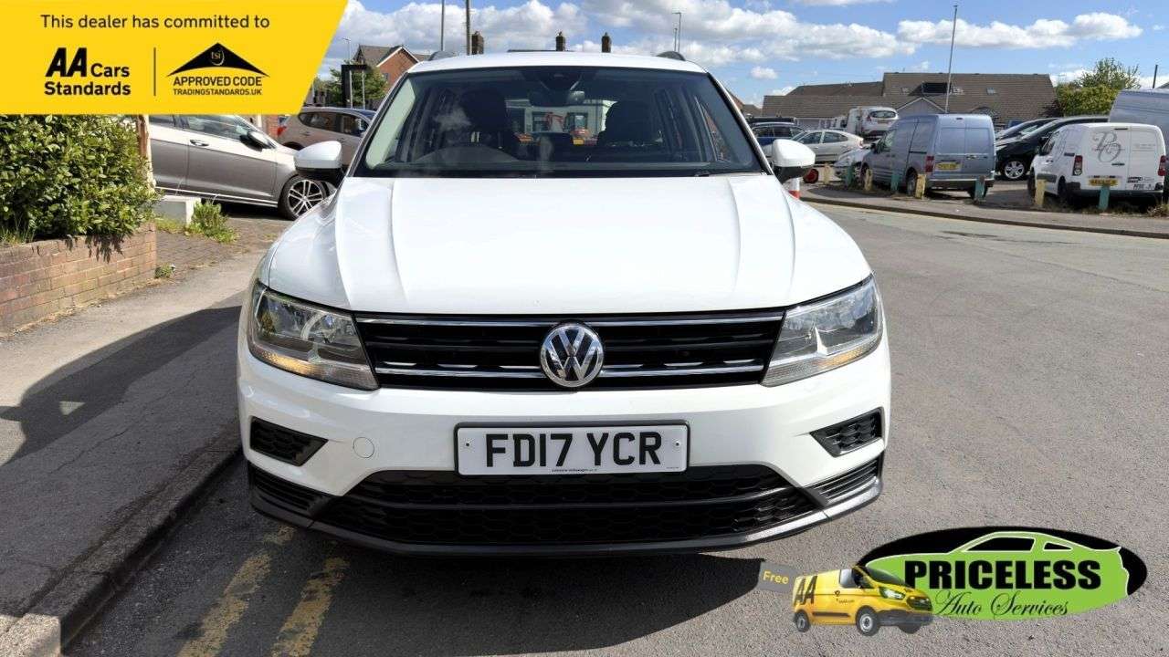 2017 VOLKSWAGEN TIGUAN 2017 VOLKSWAGEN TIGUAN