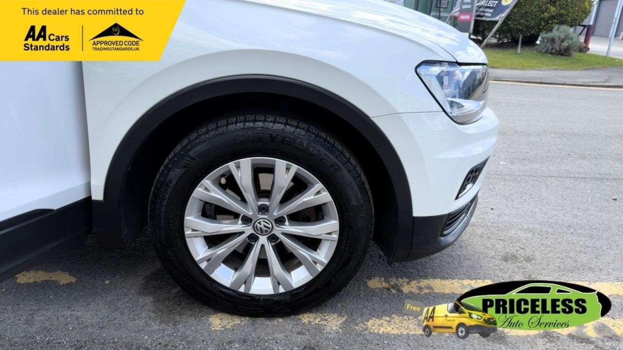 2017 VOLKSWAGEN TIGUAN 2017 VOLKSWAGEN TIGUAN