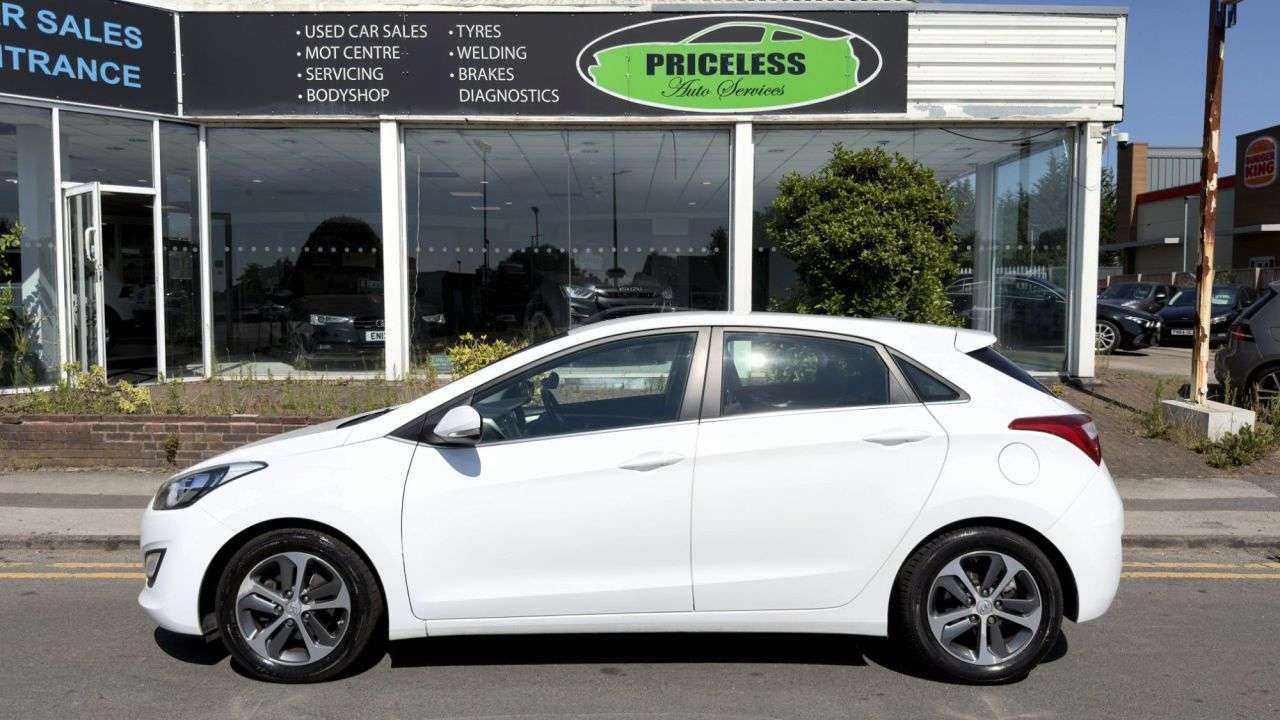 2015 HYUNDAI I30 2015 HYUNDAI I30