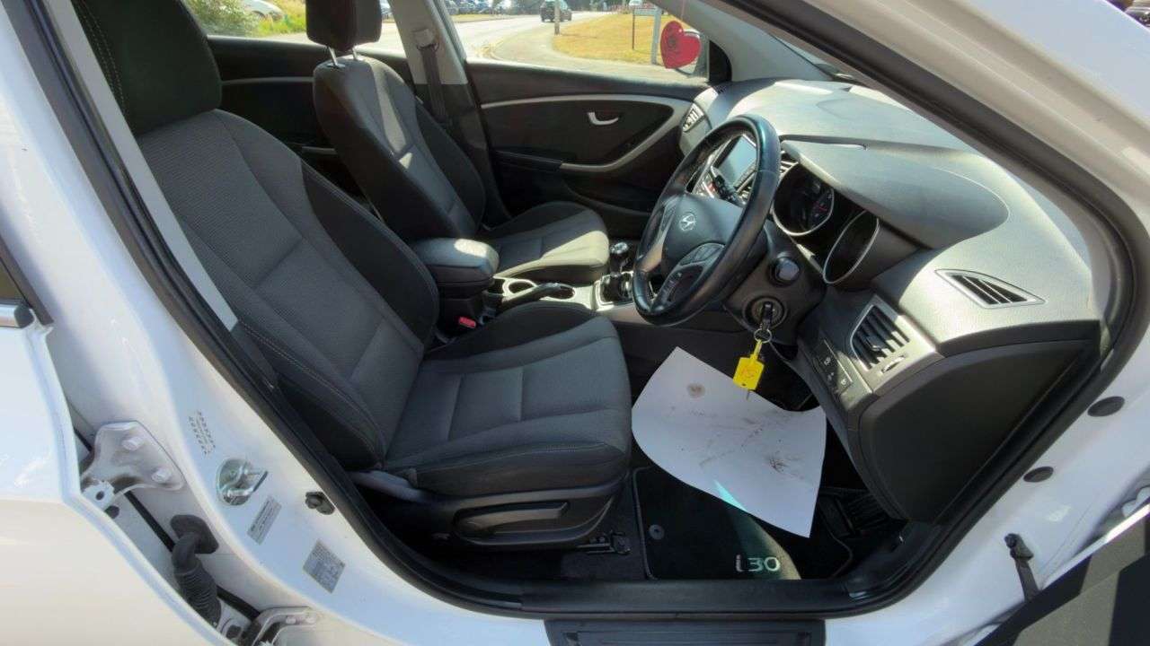 2015 HYUNDAI I30 2015 HYUNDAI I30