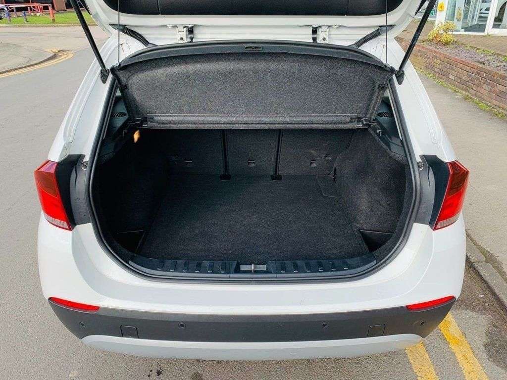2010 BMW X1 2010 BMW X1