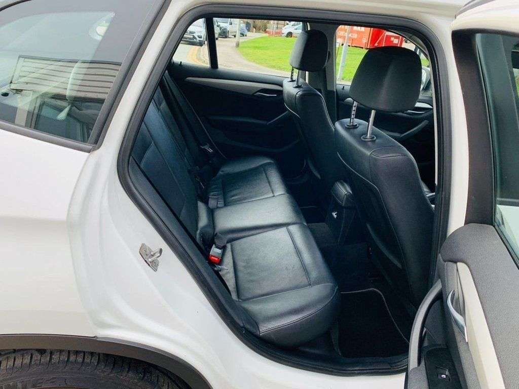 2010 BMW X1 2010 BMW X1