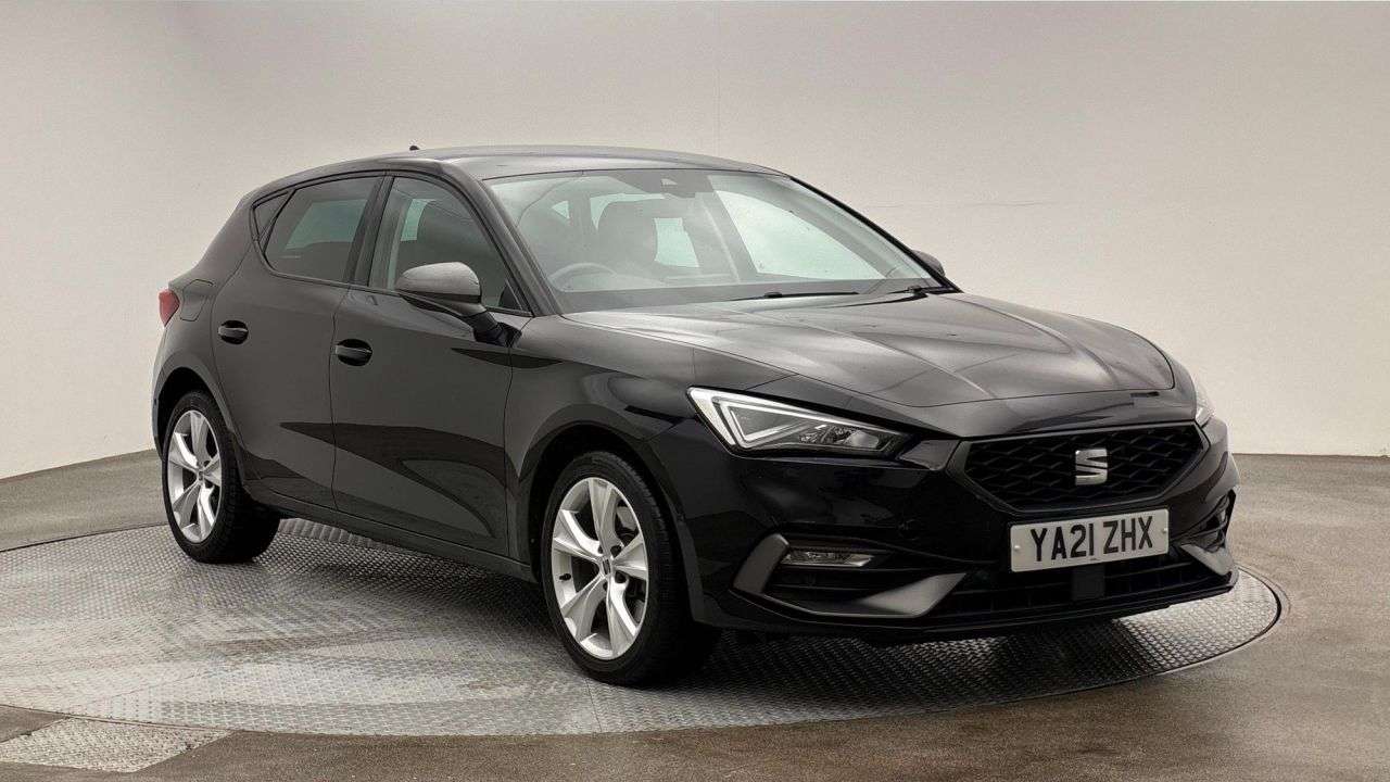 A 2021 SEAT LEON AUTOMATIC 1.4 eHybrid 12.8kWh FR Hatchback 5dr Petrol Plug-in Hybrid DSG Eu A 2021 SEAT LEON AUTOMATIC 1.4 eHybrid 12.8kWh FR Hatchback 5dr Petrol Plug-in Hybrid DSG Eu