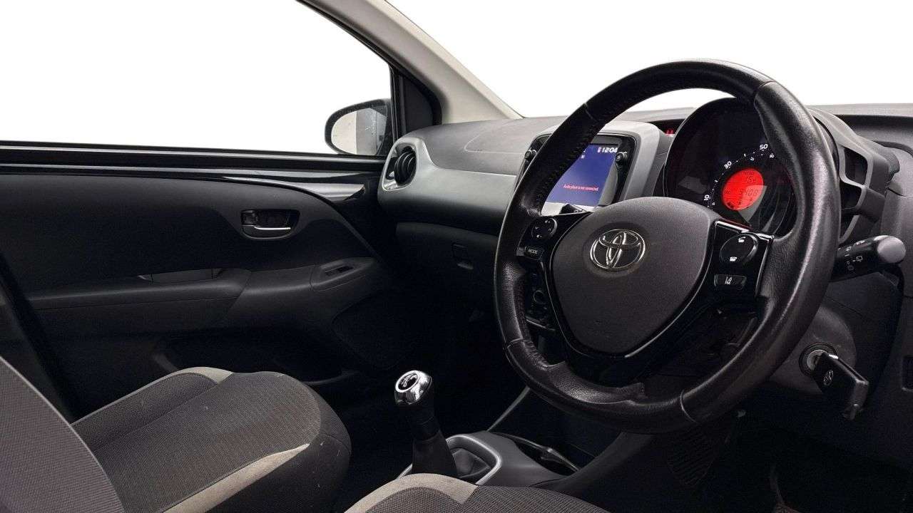 2021 TOYOTA AYGO 2021 TOYOTA AYGO