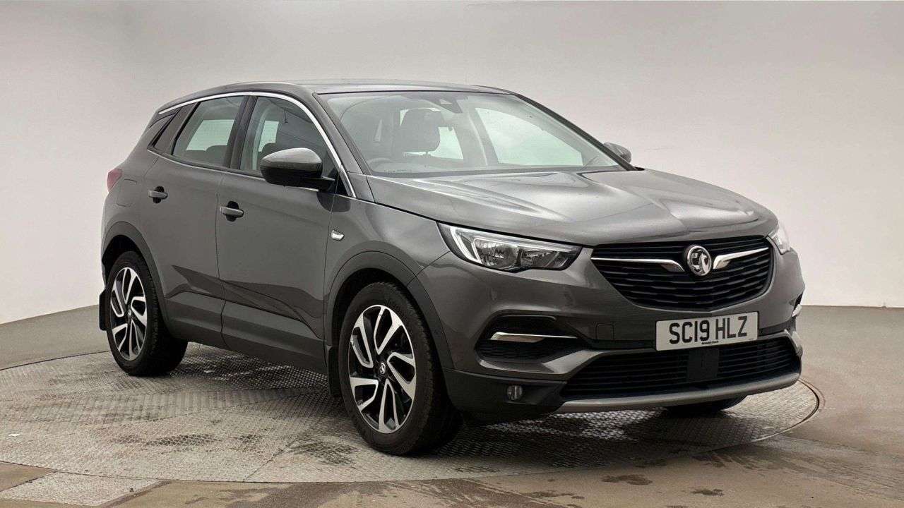 A 2019 VAUXHALL GRANDLAND X 1.2 Turbo Elite Nav SUV 5dr Petrol Manual 6Spd Euro 6 (s/s) (130 ps) A 2019 VAUXHALL GRANDLAND X 1.2 Turbo Elite Nav SUV 5dr Petrol Manual 6Spd Euro 6 (s/s) (130 ps)