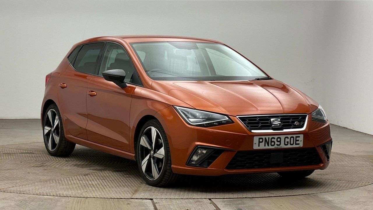 A 2019 SEAT IBIZA 1.0 TSI FR Hatchback 5dr Petrol Manual Euro 6 (s/s) GPF (115 ps) A 2019 SEAT IBIZA 1.0 TSI FR Hatchback 5dr Petrol Manual Euro 6 (s/s) GPF (115 ps)