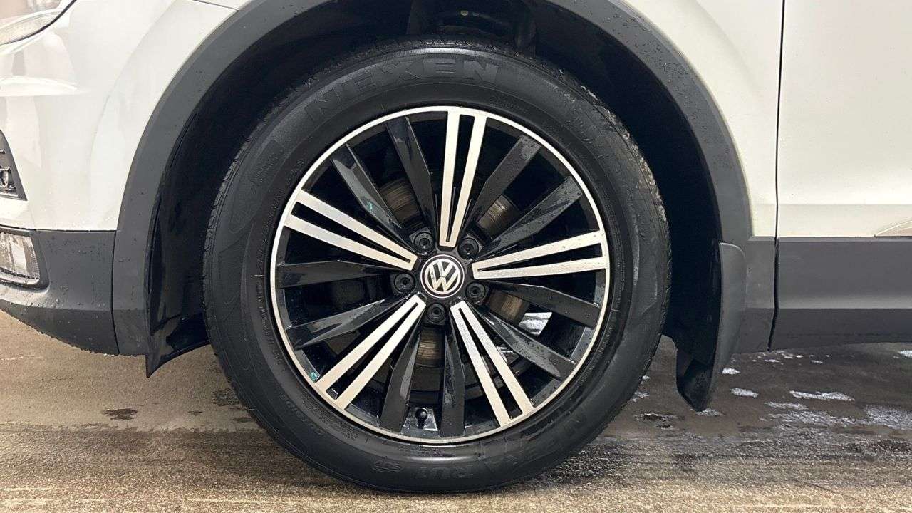 2018 VOLKSWAGEN TIGUAN 2018 VOLKSWAGEN TIGUAN