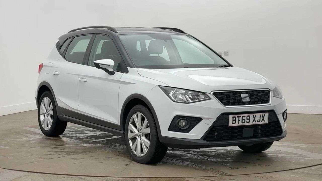 A 2019 SEAT ARONA 1.6 TDI SE Technology Lux SUV 5dr Diesel Manual Euro 6 (s/s) (95 ps) A 2019 SEAT ARONA 1.6 TDI SE Technology Lux SUV 5dr Diesel Manual Euro 6 (s/s) (95 ps)