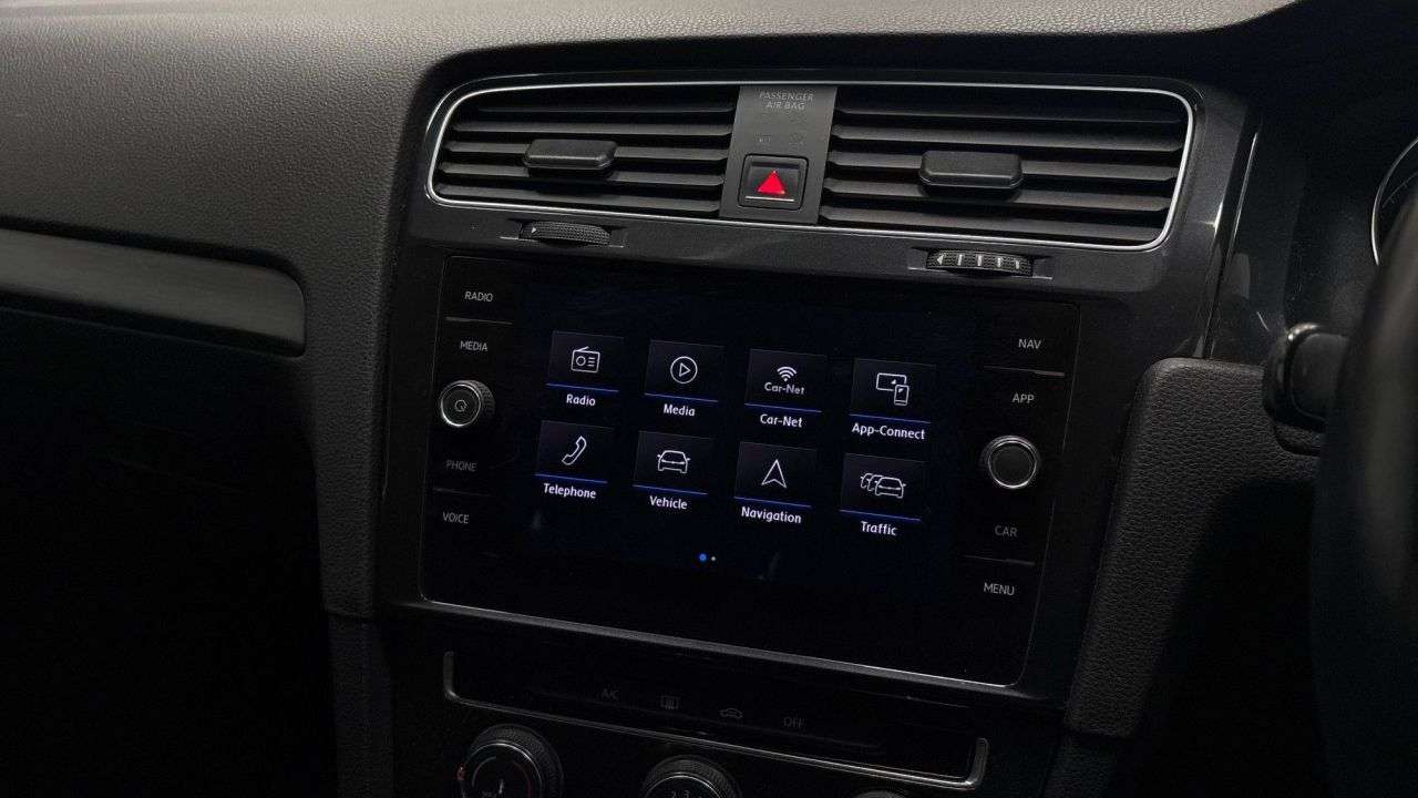 2017 VOLKSWAGEN GOLF 2017 VOLKSWAGEN GOLF