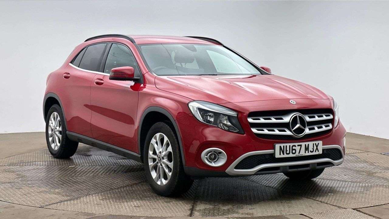 A 2017 MERCEDES-BENZ GLA 2.1 GLA200d SE (Executive) SUV 5dr Diesel Manual Euro 6 (s/s) (136 ps) A 2017 MERCEDES-BENZ GLA 2.1 GLA200d SE (Executive) SUV 5dr Diesel Manual Euro 6 (s/s) (136 ps)