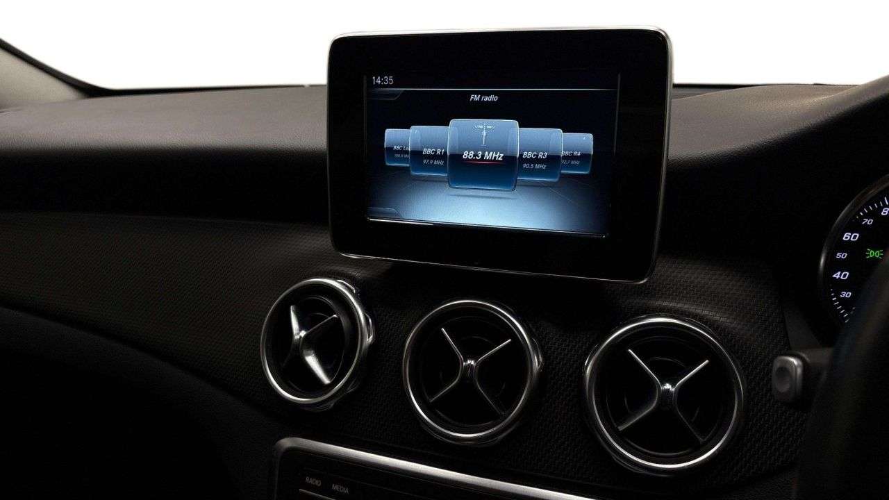 2017 MERCEDES-BENZ GLA 2017 MERCEDES-BENZ GLA