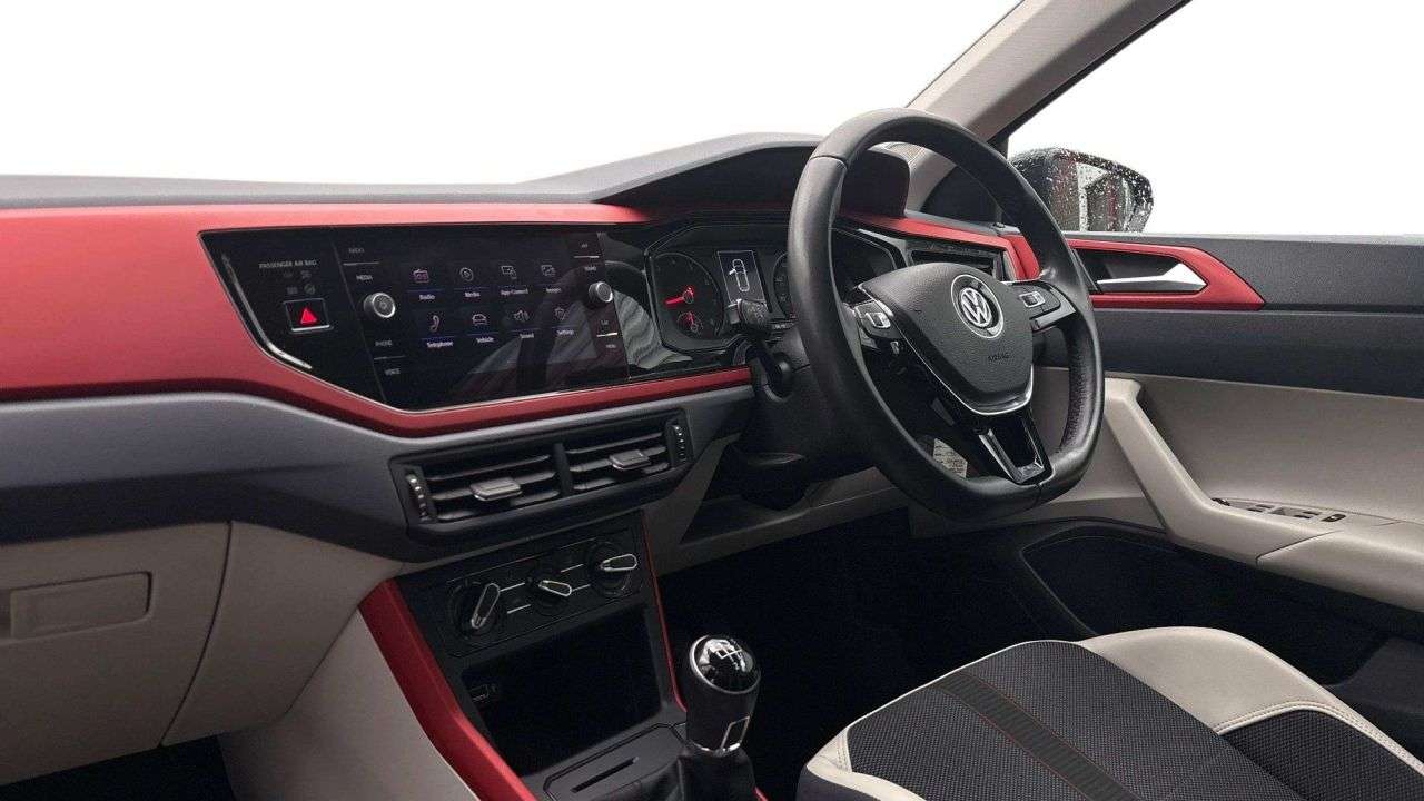 A 2019 VOLKSWAGEN POLO 1.0 TSI GPF beats Hatchback 5dr Petrol Manual Euro 6 (s/s) (95 ps) A 2019 VOLKSWAGEN POLO 1.0 TSI GPF beats Hatchback 5dr Petrol Manual Euro 6 (s/s) (95 ps)