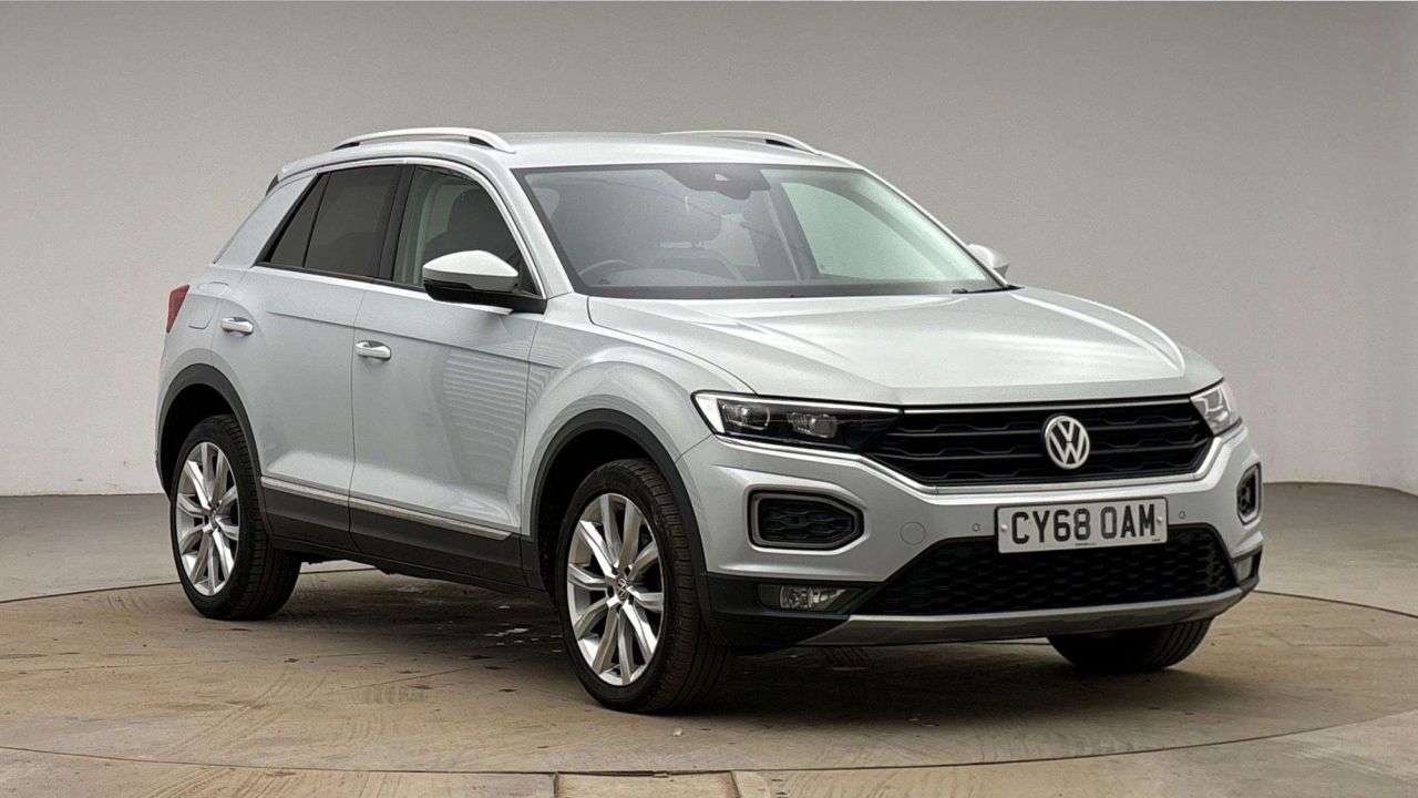 A 2019 VOLKSWAGEN T-ROC 1.6 TDI SEL SUV 5dr Diesel Manual Euro 6 (s/s) (115 ps) A 2019 VOLKSWAGEN T-ROC 1.6 TDI SEL SUV 5dr Diesel Manual Euro 6 (s/s) (115 ps)
