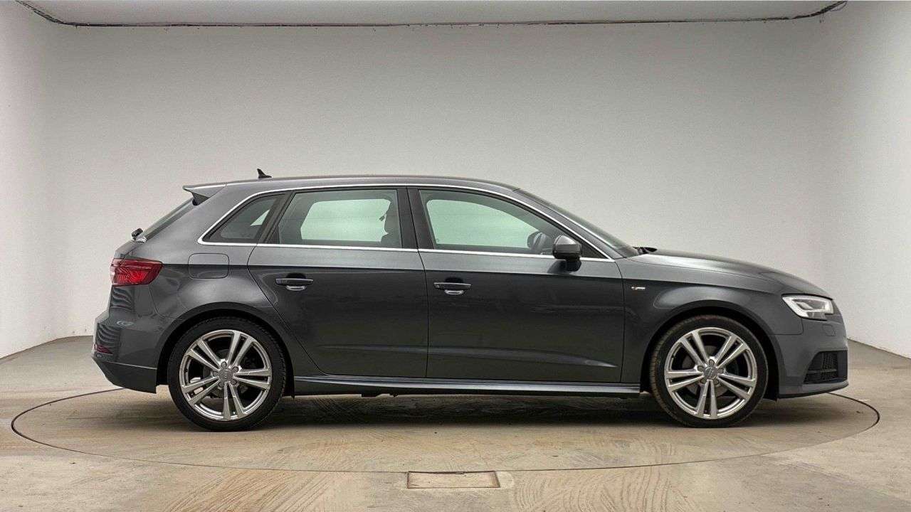2018 AUDI A3 2018 AUDI A3
