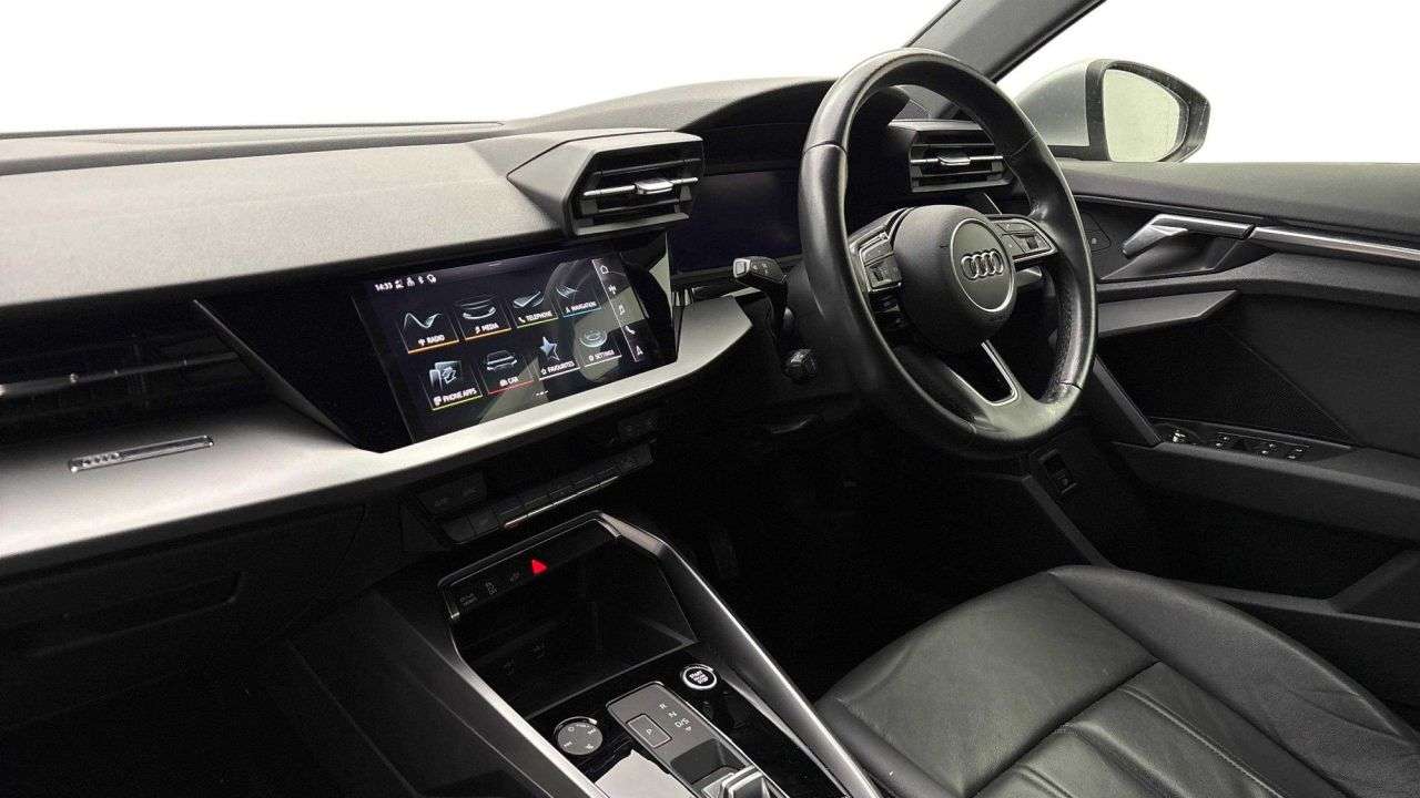 A 2021 AUDI A3 AUTOMATIC 1.4 TFSIe 40 Sport Sportback 5dr Petrol Plug-in Hybrid S Tronic E A 2021 AUDI A3 AUTOMATIC 1.4 TFSIe 40 Sport Sportback 5dr Petrol Plug-in Hybrid S Tronic E