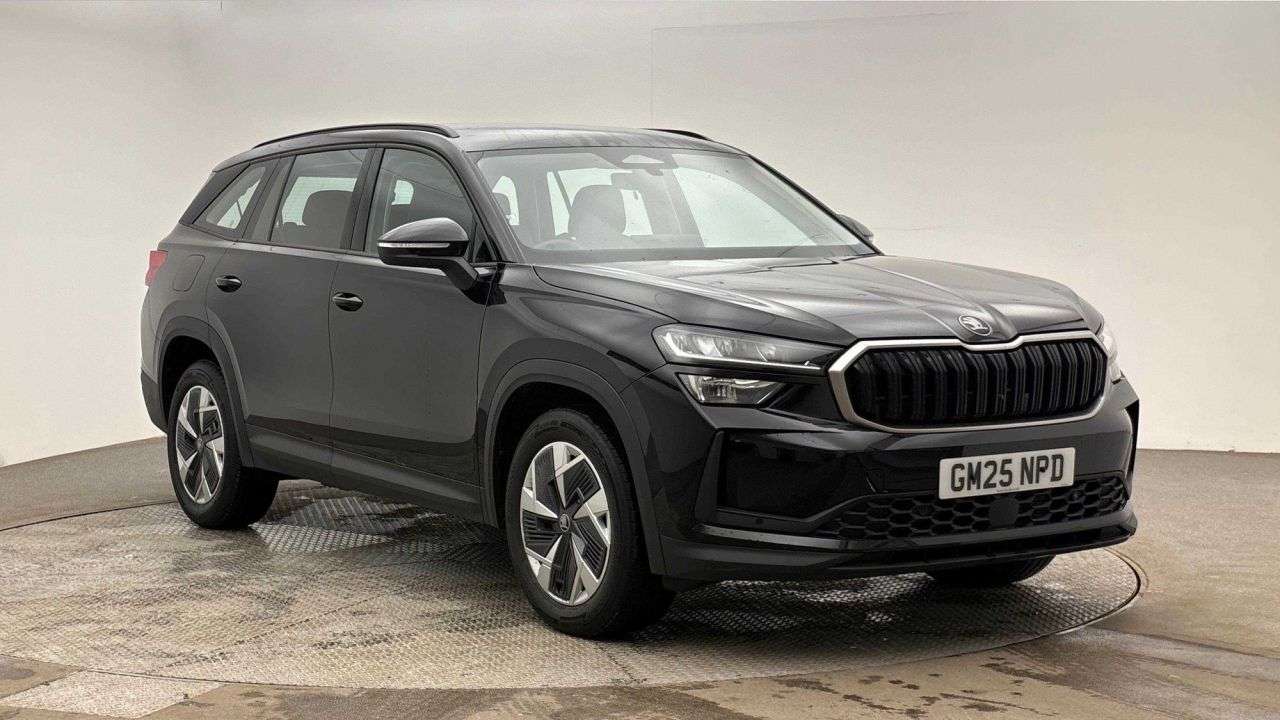 A 2025 SKODA KODIAQ AUTOMATIC 2.0 TDI SE SUV 5dr Diesel DSG Euro 6 (s/s) (7 Seat) (150 ps) A 2025 SKODA KODIAQ AUTOMATIC 2.0 TDI SE SUV 5dr Diesel DSG Euro 6 (s/s) (7 Seat) (150 ps)