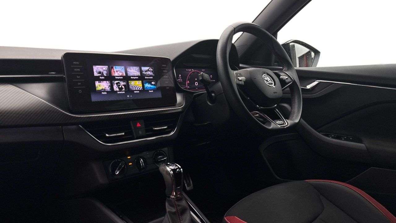 A 2022 SKODA KAMIQ AUTOMATIC 1.5 TSI ACT Monte Carlo SUV 5dr Petrol DSG Euro 6 (s/s) (150 ps) A 2022 SKODA KAMIQ AUTOMATIC 1.5 TSI ACT Monte Carlo SUV 5dr Petrol DSG Euro 6 (s/s) (150 ps)