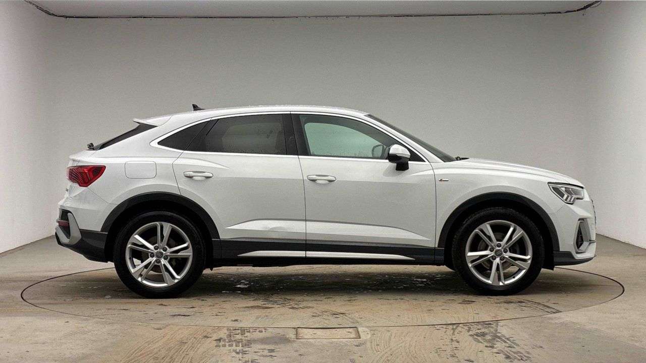 2020 AUDI Q3 2020 AUDI Q3
