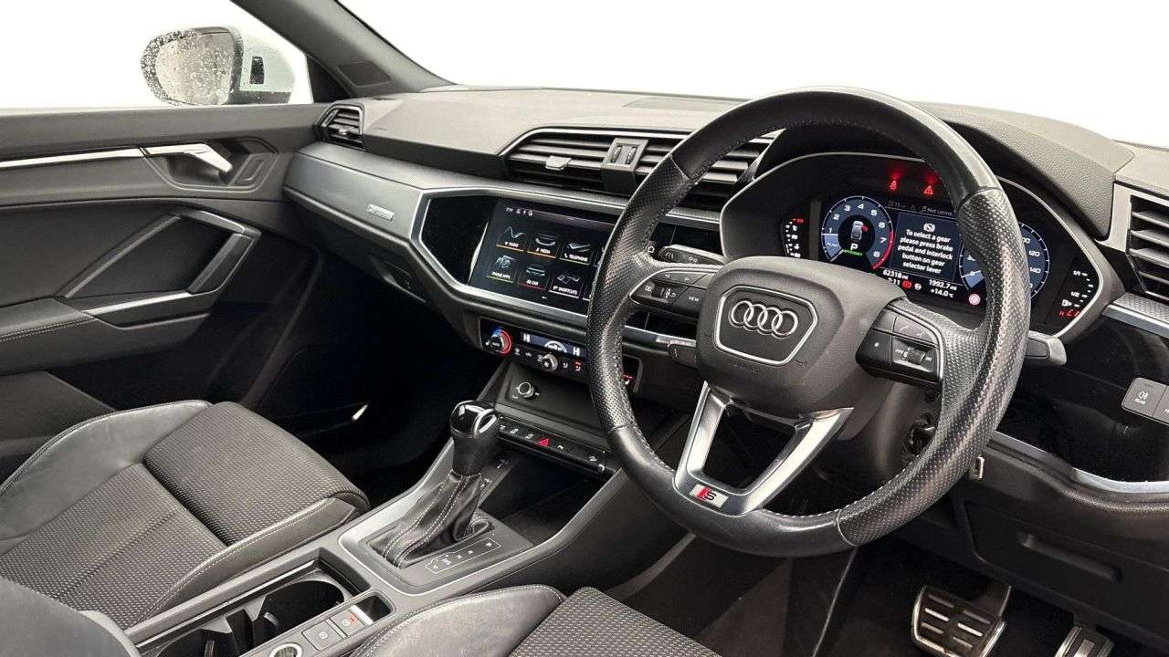 2020 AUDI Q3 2020 AUDI Q3