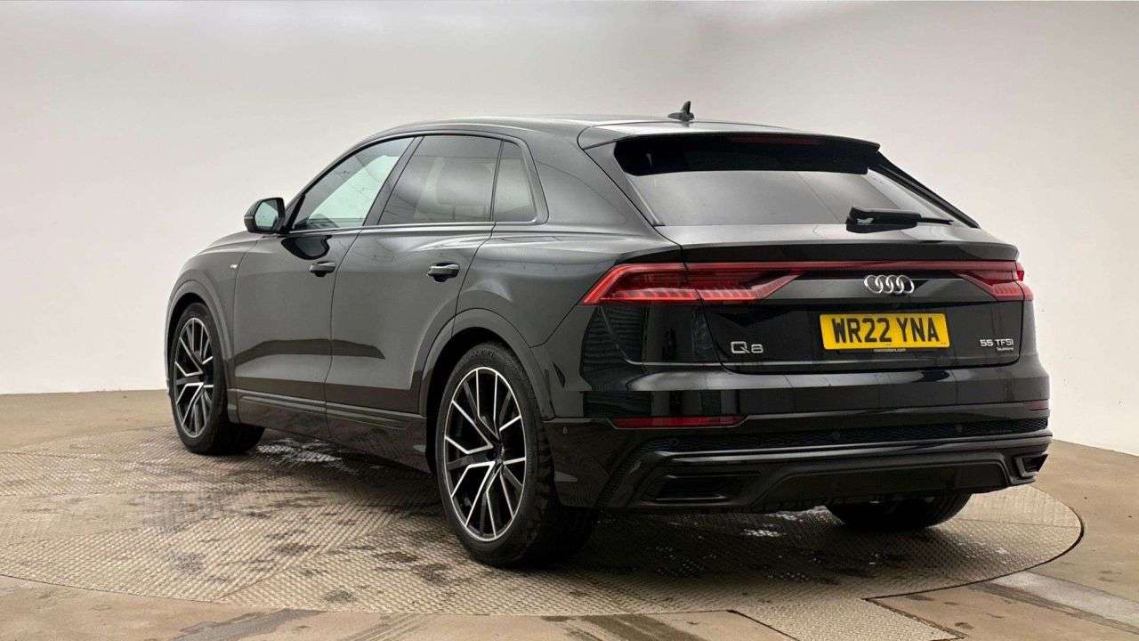 2022 AUDI Q8 2022 AUDI Q8