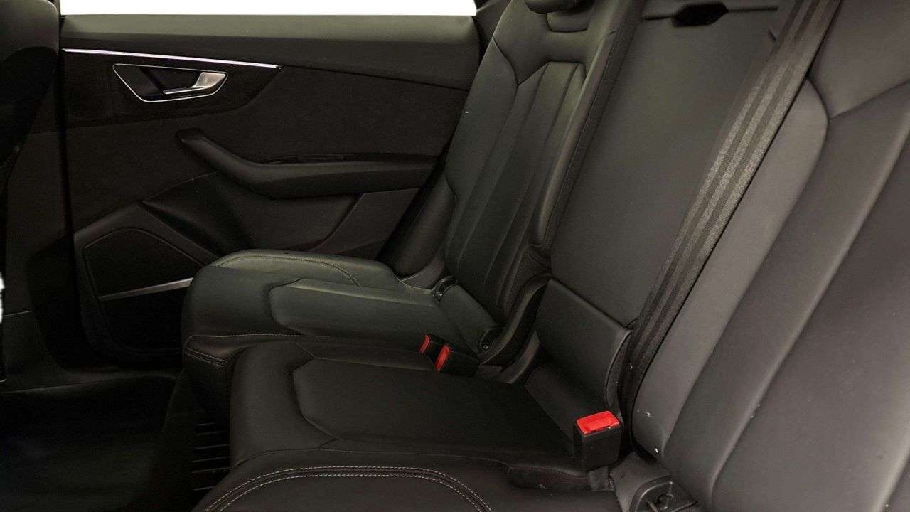 2022 AUDI Q8 2022 AUDI Q8
