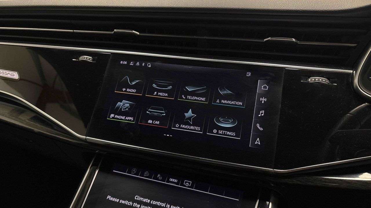 2022 AUDI Q8 2022 AUDI Q8