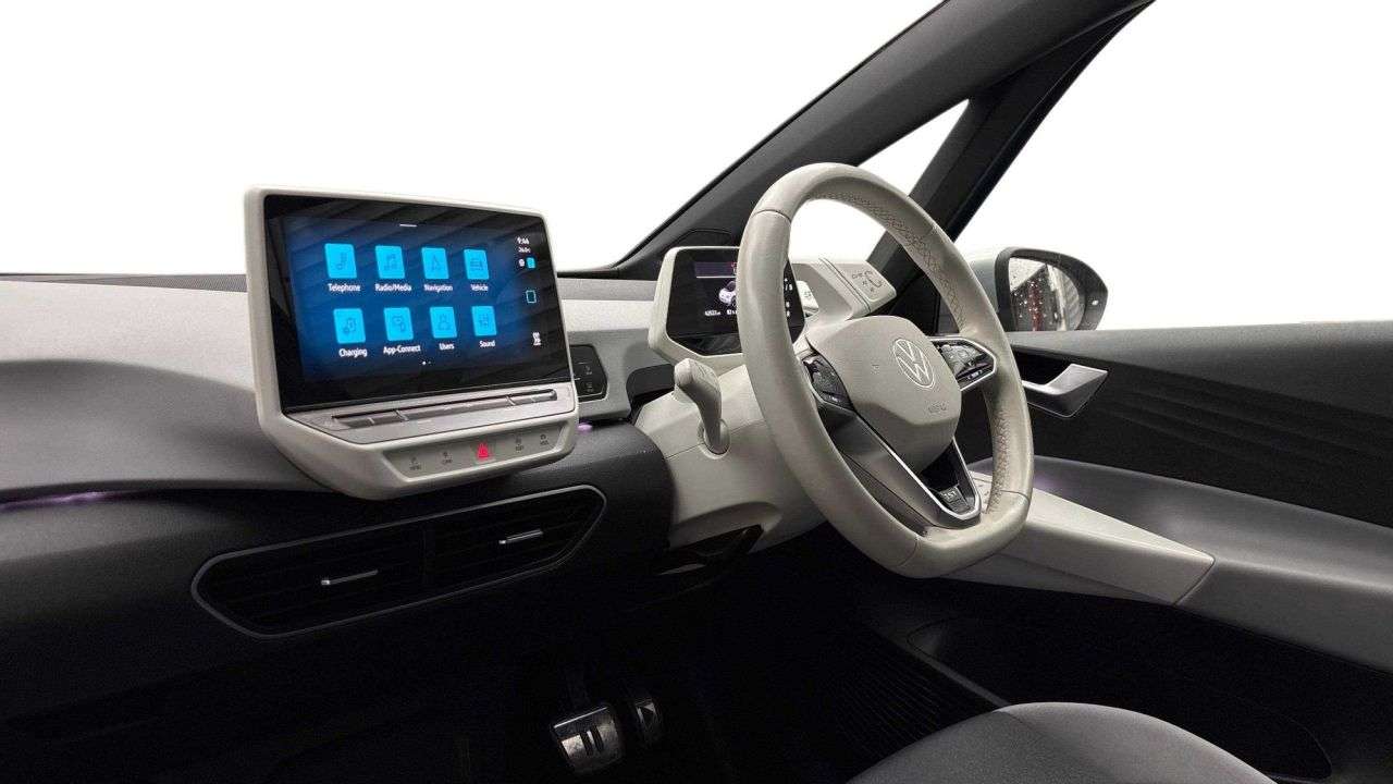A 2020 VOLKSWAGEN ID.3 AUTOMATIC Pro Performance 58kWh 1ST Edition Hatchback 5dr Electric Auto (20 A 2020 VOLKSWAGEN ID.3 AUTOMATIC Pro Performance 58kWh 1ST Edition Hatchback 5dr Electric Auto (20