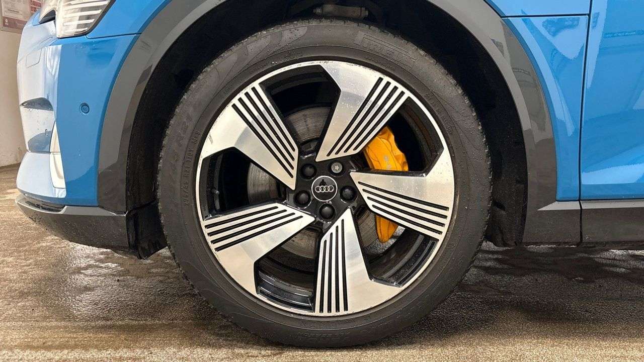 2020 AUDI E-TRON 2020 AUDI E-TRON