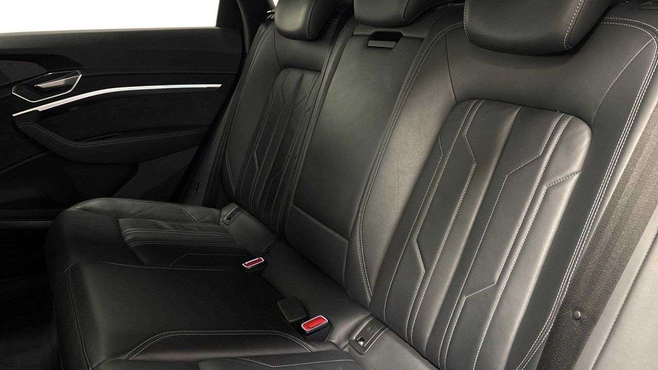 2020 AUDI E-TRON 2020 AUDI E-TRON